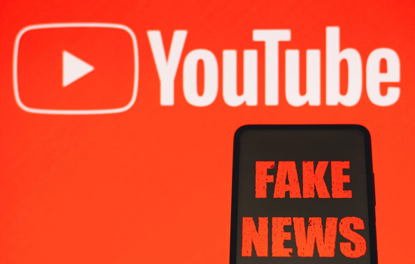 انتشار اخبار جعلی در یوتیوب